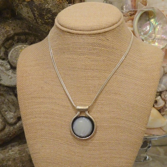 Silver Plated Faux Moonstone Pendant Double Snake Chain Boho Glam Necklace - Picture 2 of 8